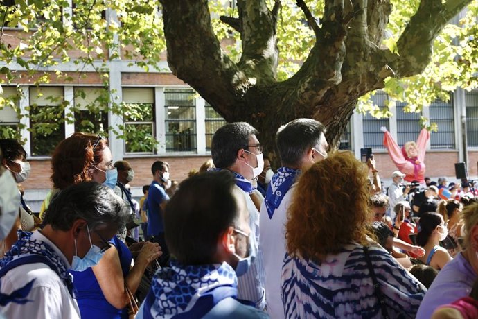 Marijaia y el circo visitan  los niños hospitalizados en  Basurto durante Aste Nagusia