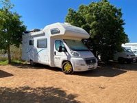 Desmantelan en Ibiza un asentamiento situado en el aparcamiento de Es Gorg y se interponen 49 denuncias