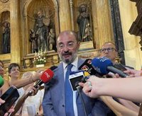 Lambán dice que su Gobierno complementará "todo lo que pueda" las ayudas que reciban los afectados por los incendios