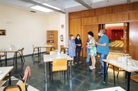 El Gobierno de Cantabria supera la cifra "récord" de 7.000 plazas concertadas en residencias y centros de día