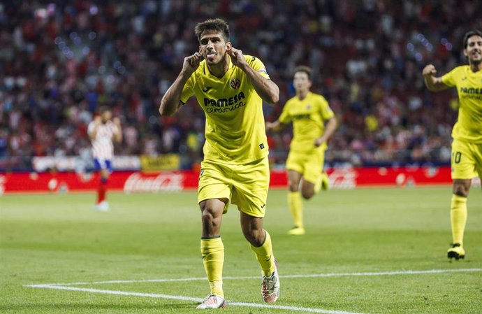 Gerard Moreno celebra el 0-2 en el Atlético de Madrid-Villarreal