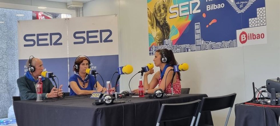 El consejero de Seguridad, Josu Erkoreka, y la concejala de seguridad de bilbao, Amaia Arregi en la entrevista