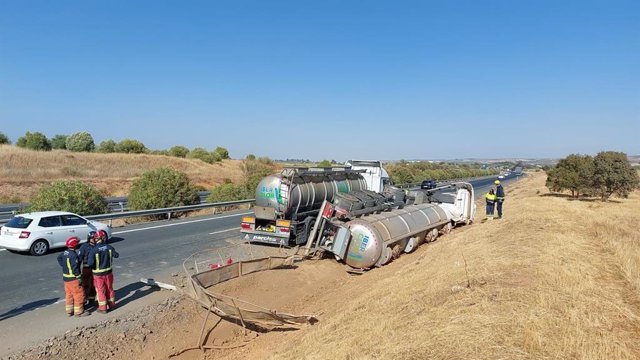 Imagen del camión accidentado.