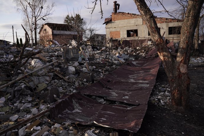 Edificios destruidos a causa de los ataques del Ejército de Rusia contra la ciudad de Sumy, en el noreste de Ucrania