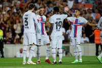 Barça y City firman un empate en una noche repleta de goles y solidaridad para combatir la ELA