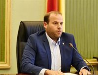 Mir recuerda que el Govern no tiene competencias en puertos y aeropuertos para poder frenar la masificación