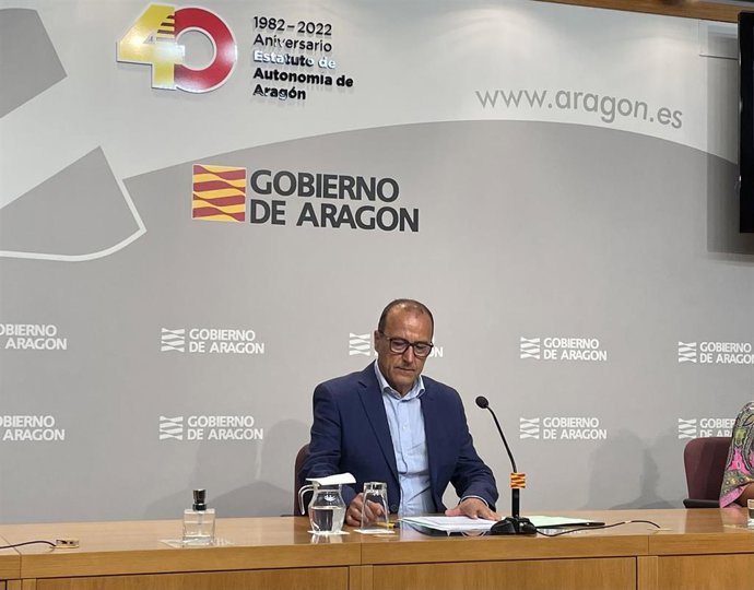 El consejero de Educación, Cultura y Deporte del Gobierno de Aragón, Felipe Faci.