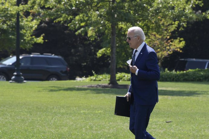 24 August 2022, US, Washington: US President Joe Biden arrives to White House at South Lawn/White House in Washington. Photo: Lenin Nolly/ZUMA Press Wire/dpa