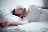 Duerme bien para evitar las enfermedades cardíacas y el ictus