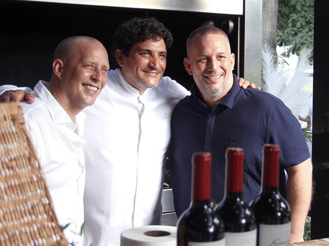 6 Estrellas Michelin En La Parrilla De Argentine Beef. Mauro Colagreco Junto A Sus Amigos