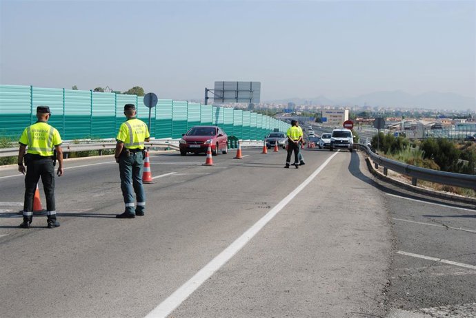 Archivo - Foto de archivo de la Operación Retorno tras el verano en Murcia