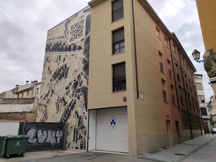 Mural interactivo realizado en la calle La Cadena de Logroño