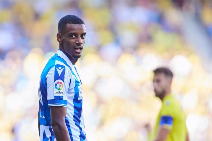 El delantero sueco Alexander Isak durante un partido de la Real Sociedad