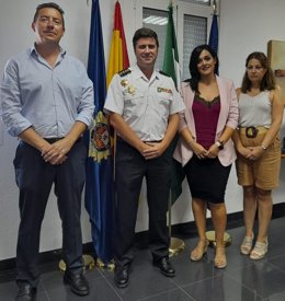 Asistentes a la reunión entre la Policía Nacional y la Asociación Cordobesa de Hostelería y Turismo (Hostecor).