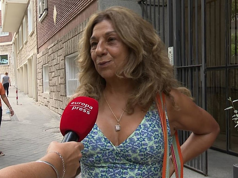 LOLITA FLORES
