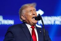 El Govern dels EUA divulga l'informe que va portar l'FBI a registrar la casa de Trump