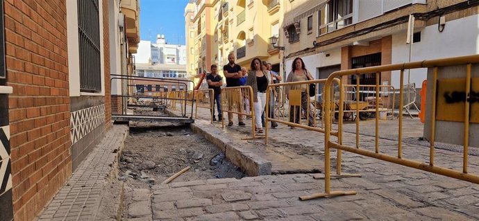 Obras en calle Ruiseñor, en Triana