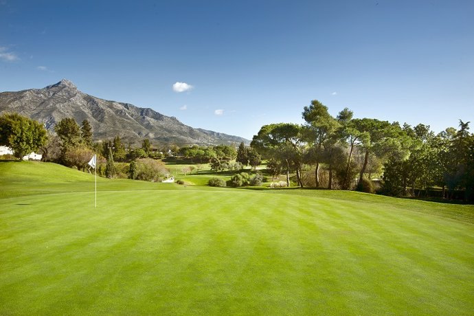 Archivo - Campo de golf en Marbella