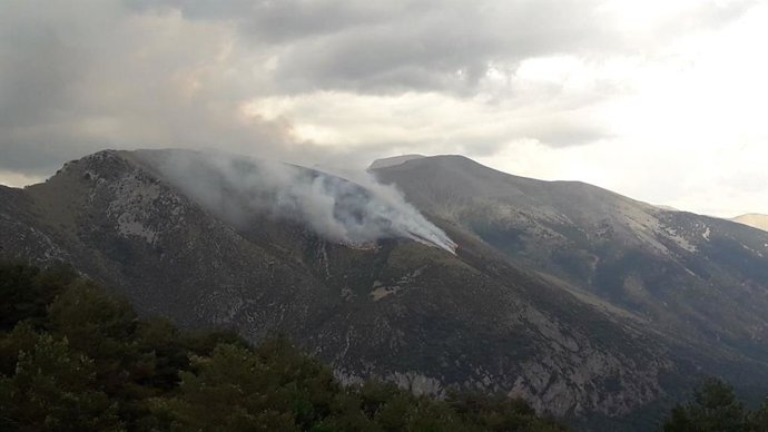 Incendios.- El fuego de Laspuña (Huesca) arrasa 140 hectáreas y se trabaja en consolidar el perímetro