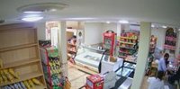 Detenido el falso inspector de Sanidad que robó en un supermercado de Écija (Sevilla) con una violencia "inusual"