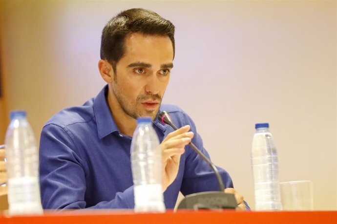 Archivo - Alberto Contador, en la presentación de La Vuelta Junior Cofidis.