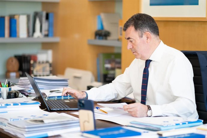 O Conselleiro De Cultura, Educación E Universidade, Román Rodríguez