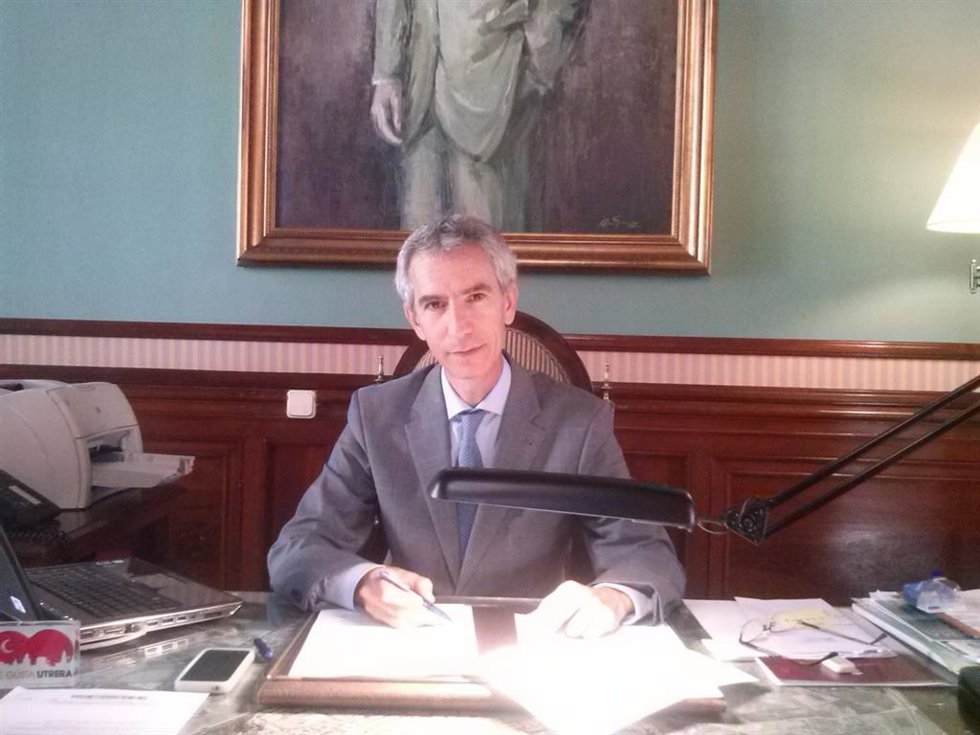 Archivo - Francisco Jiménez, alcalde de Utrera en 2013, año de la permuta objeto de la sentencia