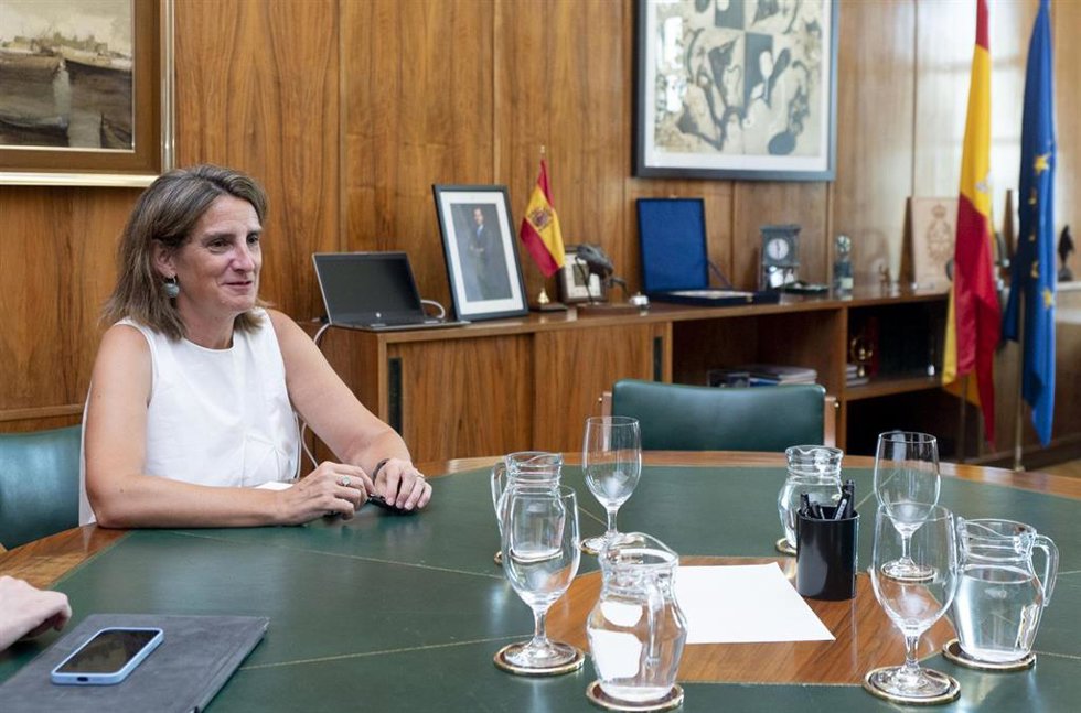 La vicepresidenta tercera del Gobierno y ministra para la Transición Ecológica y el Reto Demográfico, Teresa Ribera, durante una nueva reunión dentro de la ronda de conversaciones para diseñar el plan de contingencia energética, a 29 de agosto de 2022, 