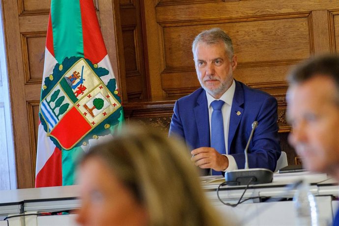 El Lehendakari Iñigo Urkullu, durante el primer consejo de Gobierno del curso político, en el Palacio Miramar de Donostia