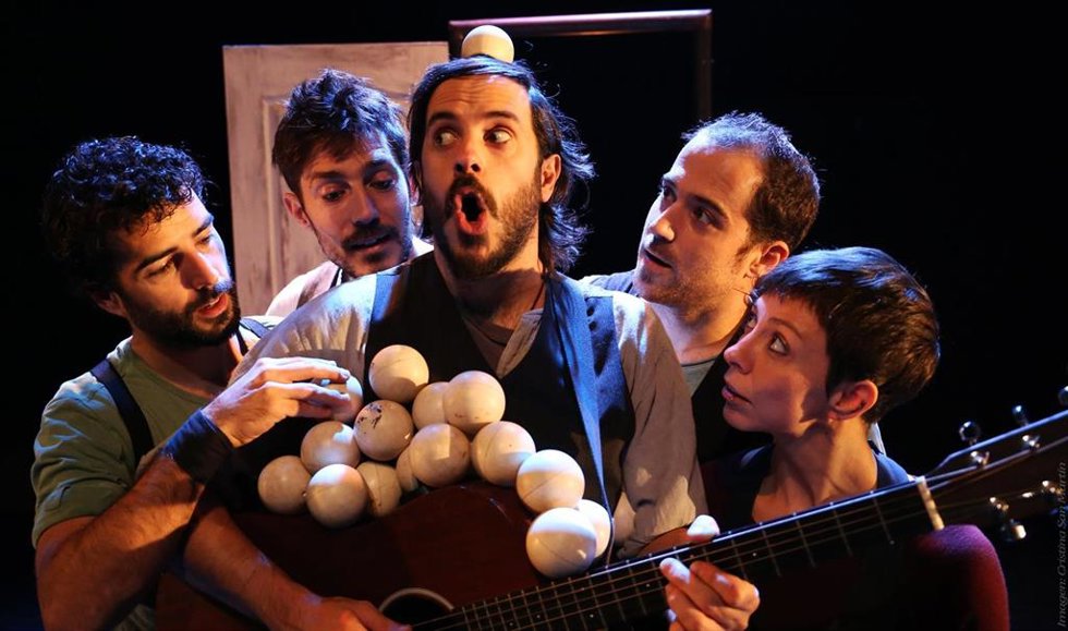 Momento del espectáculo circense 'Emportats'