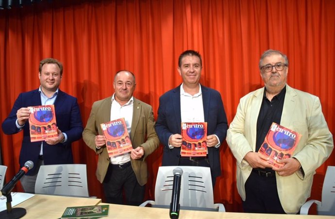 Presentación de la Revista Cuatro Estaciones