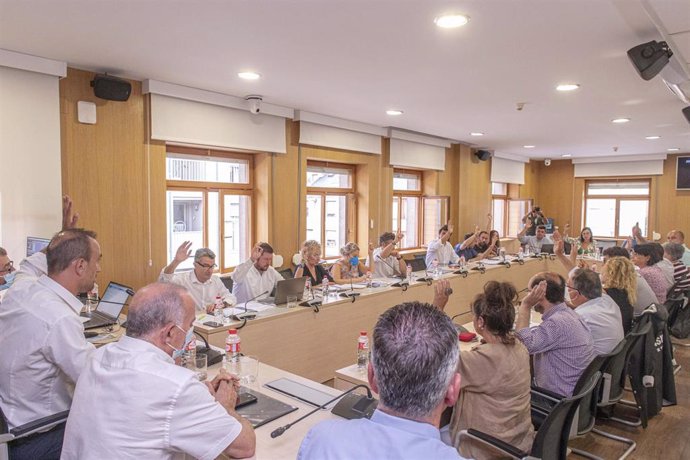 Pleno en el Ayuntamiento de Torrelavega