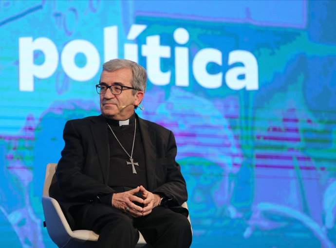 El secretario general y portavoz de la Conferencia Episcopal Española, Monseñor Luis Argüello, durante la clausura del II Congreso Iglesia y Sociedad de la Fundación Pablo VI