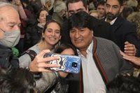 El ministro del Interior de Bolivia sale al paso de las acusaciones de Evo Morales por el robo de su teléfono