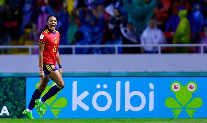 Salma Paralluelo celebra el 2-0 en la final del Mundial Sub-20 entre España y Japón