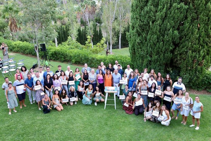 Armengol asiste a la conmemoración del 30 aniversario del programa de becas municipales de Calvi