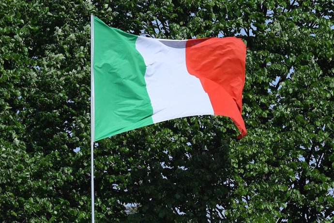 Archivo - Una bandera italiana