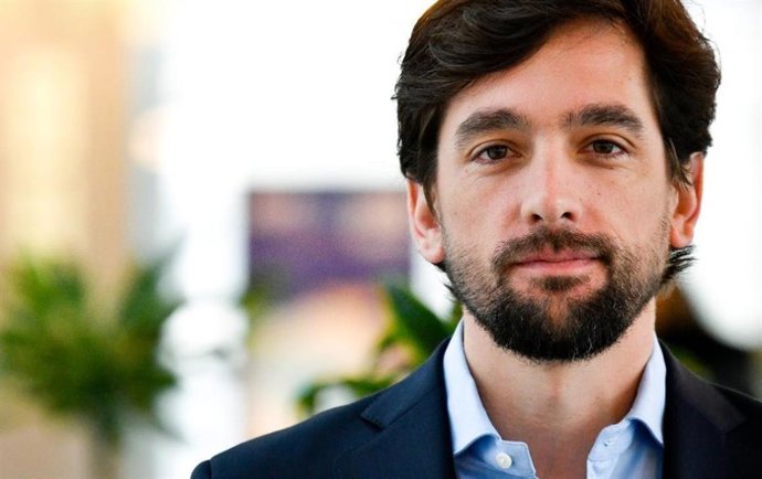 Archivo - Dimarts 7 De Juny, 10H30: Esmorzar Europeu Amb El President De La Comissió Dafers Jurídics, Adrián Vázquez