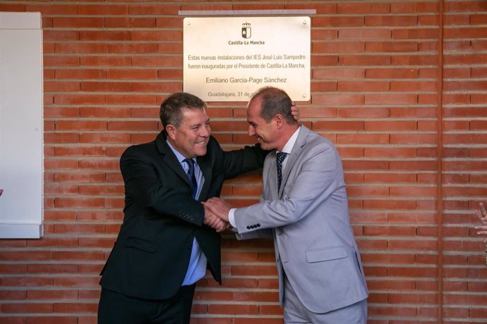 García-Page, junto al alcalde de Guadalajara, Alberto Rojo