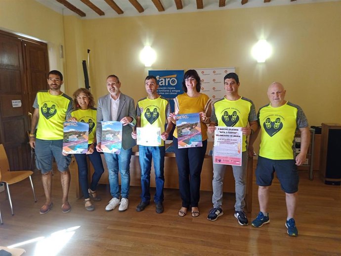 Reto 2022 del corredor solidario '12 horas non stop buscando la luz de Faro'