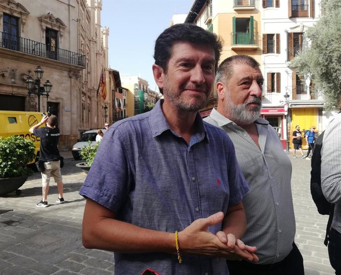 El regidor Alberto Jarabo y el portavoz de Podemos Palma, Jesús Jurado.