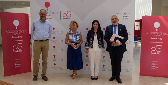 La ministra de Sanidad, Carolina Darias, visita las instalaciones de la Fundación Karaiskakio. A 31 de agosto de 2022, en Nicosia (Chipre).