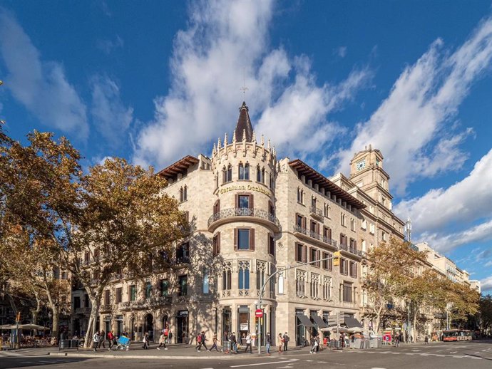 Archivo - Oficinas de Apple en Barcelona