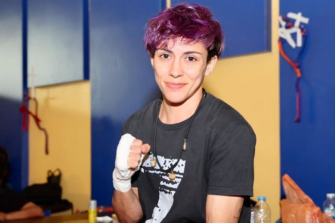 La española Desireé Rovira, luchadora de muay thai