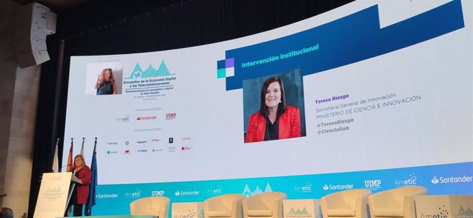 La secretaria general del Ministerio de Ciencia e Innovación, Teresa Riesgo, durante su intervención en el 36 Encuentro de la Economía Digital y Telecomunicaciones organizado por Ametic en Santander