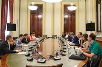 Planas analiza con el sector de la alimentación animal la evolución del mercado de materias primas