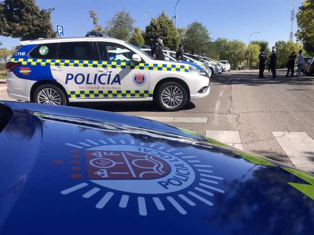 Archivo - Coches de policía local de San Sebastián de los Reyes