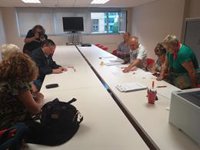 "Estamos convencidos de que lograremos las 592 firmas", sostienen los promotores de primarias en el PSOE