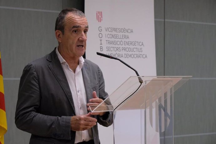 Archivo - El vicepresidente del Govern y conseller de Transición Energética, Sectores Productivos y Memoria Democrática, Juan Pedro Yllanes.