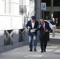 AMP. Villarejo, tras ser reconocido por el forense, confirma que asistirá al juicio que se retoma el 5 de septiembre